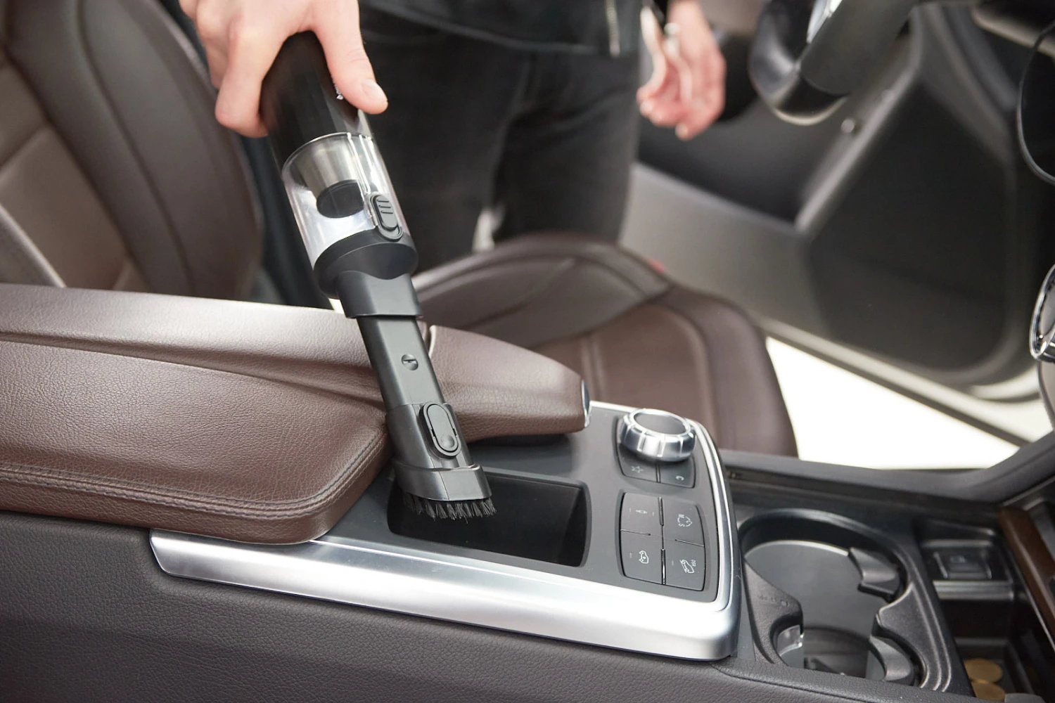 cordless handheld vacuum for Mercedes-Benz GLE