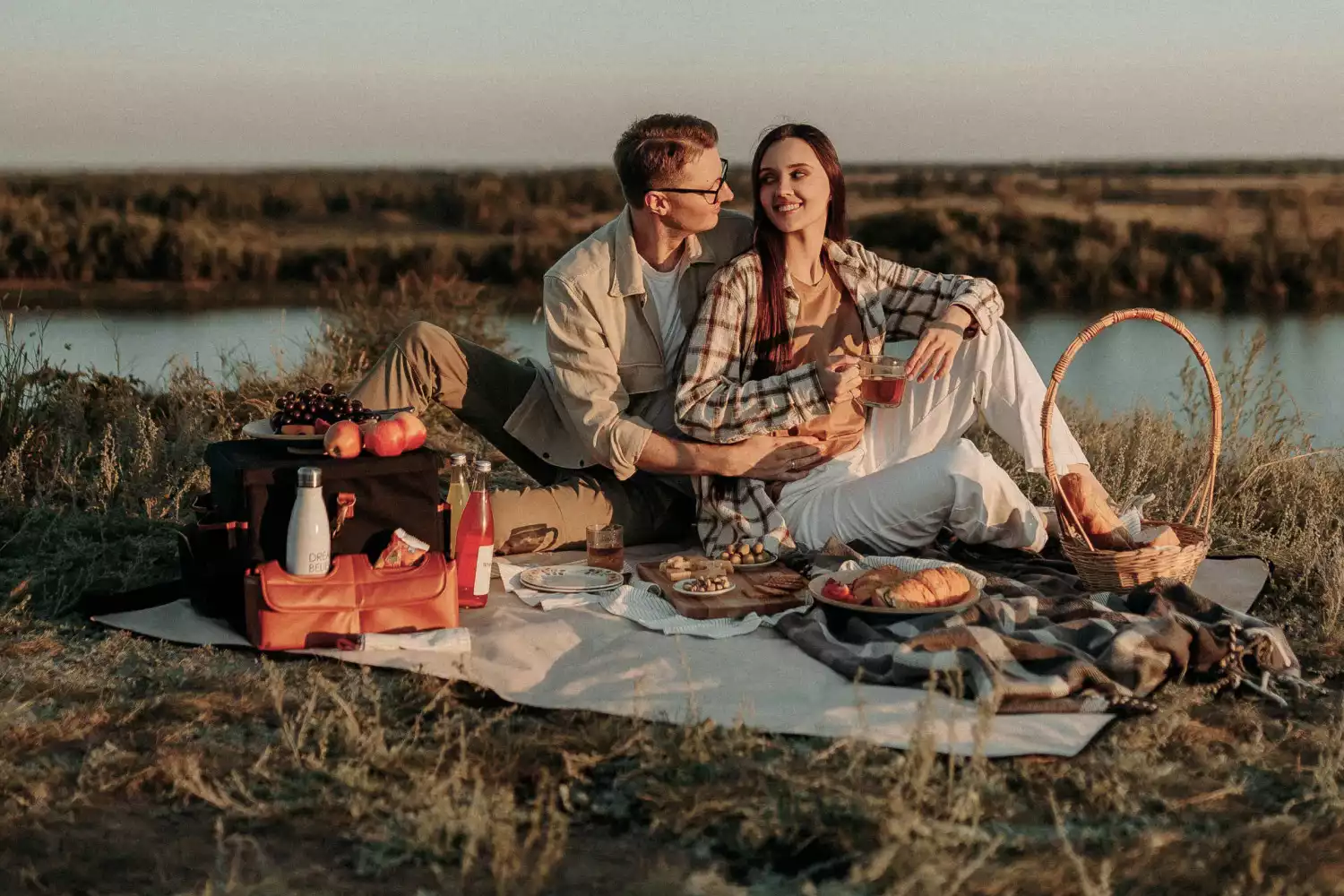 picnic blanket strap